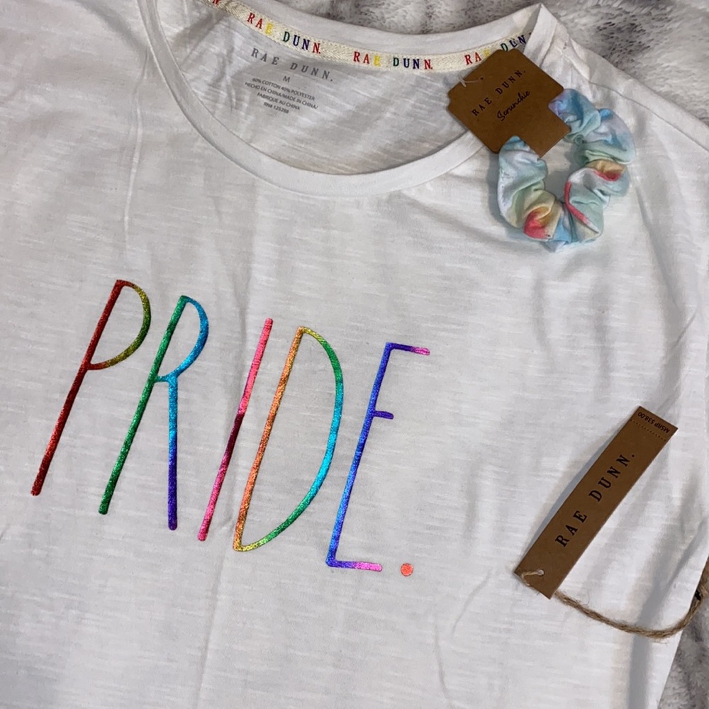 Rae Dunn Pride Shirt w Scrunchie - Picture 3 of 5